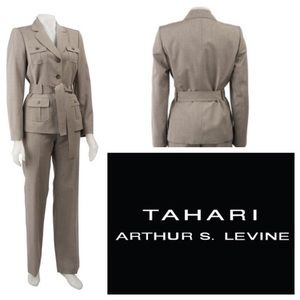 TAHARI Arthur S.Levine belted pant suit